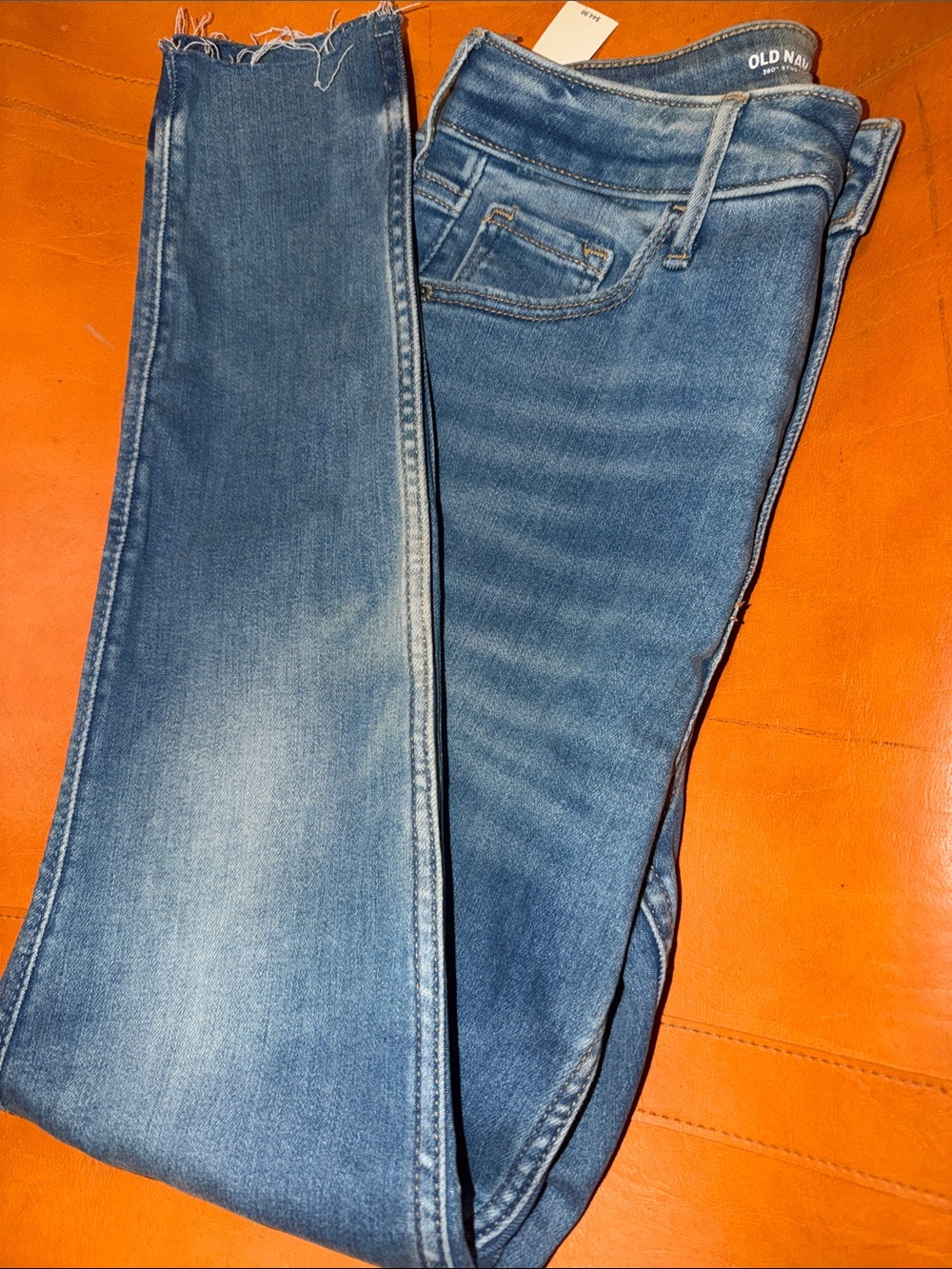 NWT Old Navy Womens Rockstar Super skinny ankle length with 360 STRETCH jeans 4